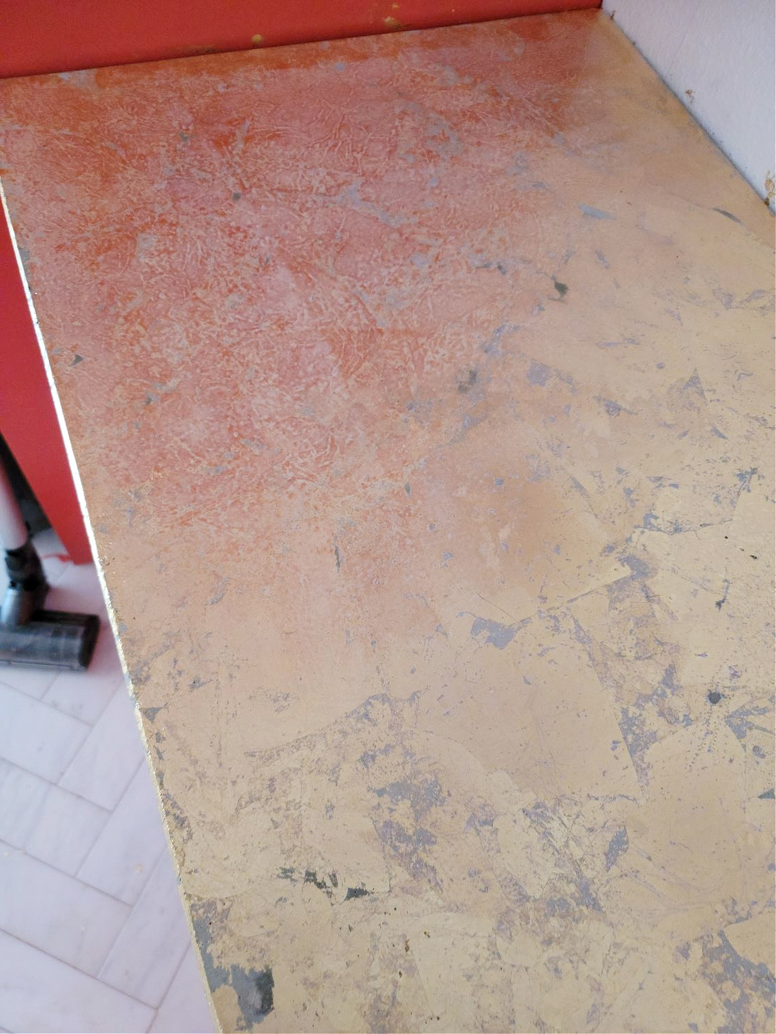How to Gold Leaf by popular CO home design blog, Eclectic Twist: image of a countertop with gold leafing. 